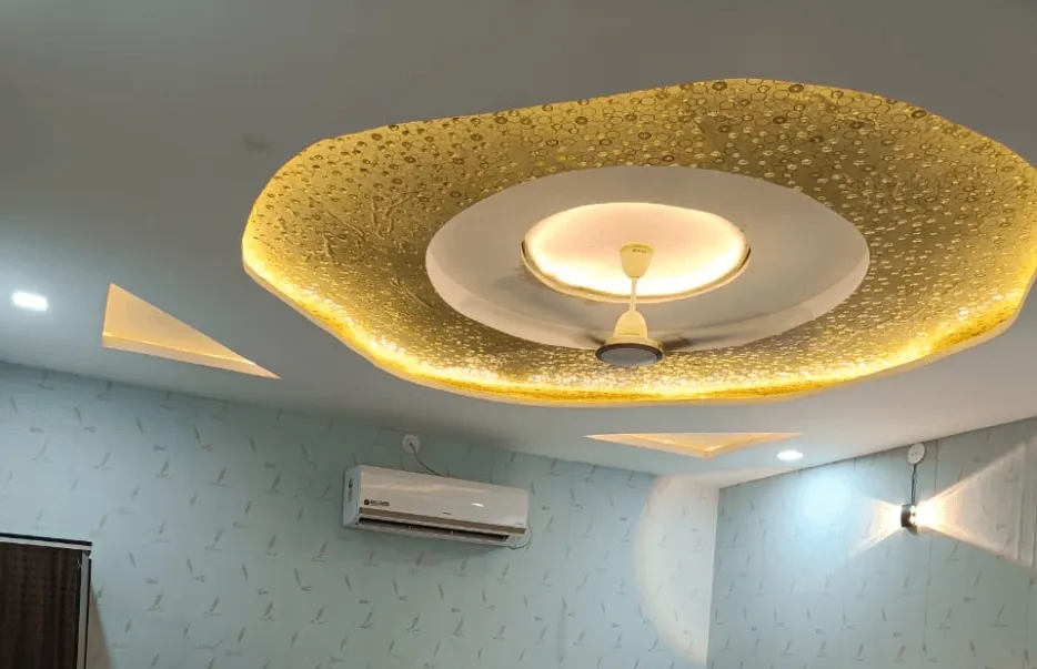 Saffron Hotel & Restaurant